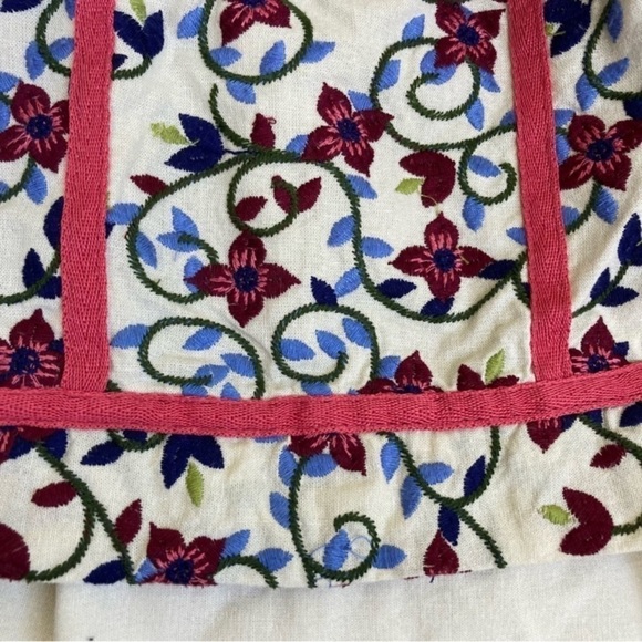 TJ MAXX Toddler Girls Embroidered Floral Dress Skirt Mini Cream Blue Pink Sz 4T - Picture 7 of 11